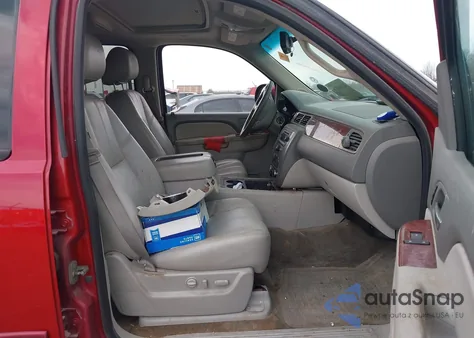 2013 GMC Yukon Xl 1500 Slt z USA, uszkodzony, nr VIN 1GKS2KE7XDR320307